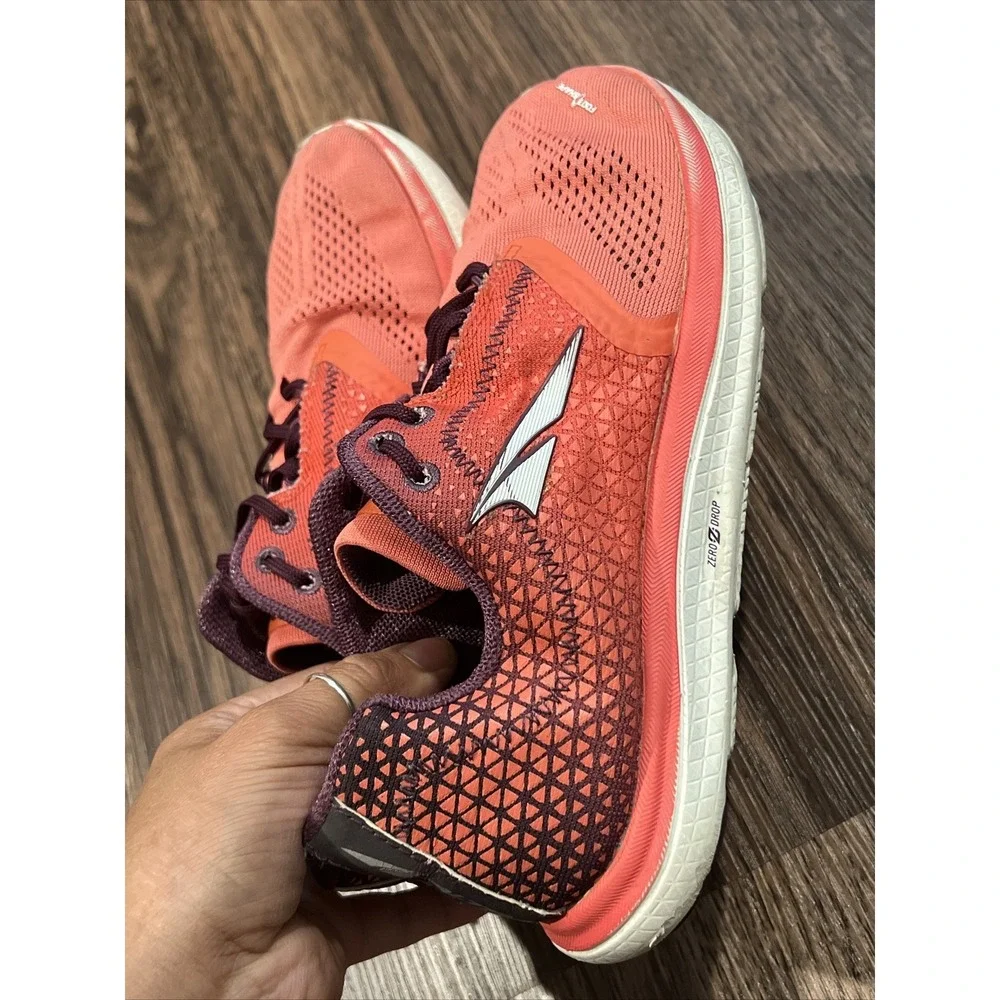 Altra Solstice Womens Size US 7 Coral Zero Drop Running Shoes